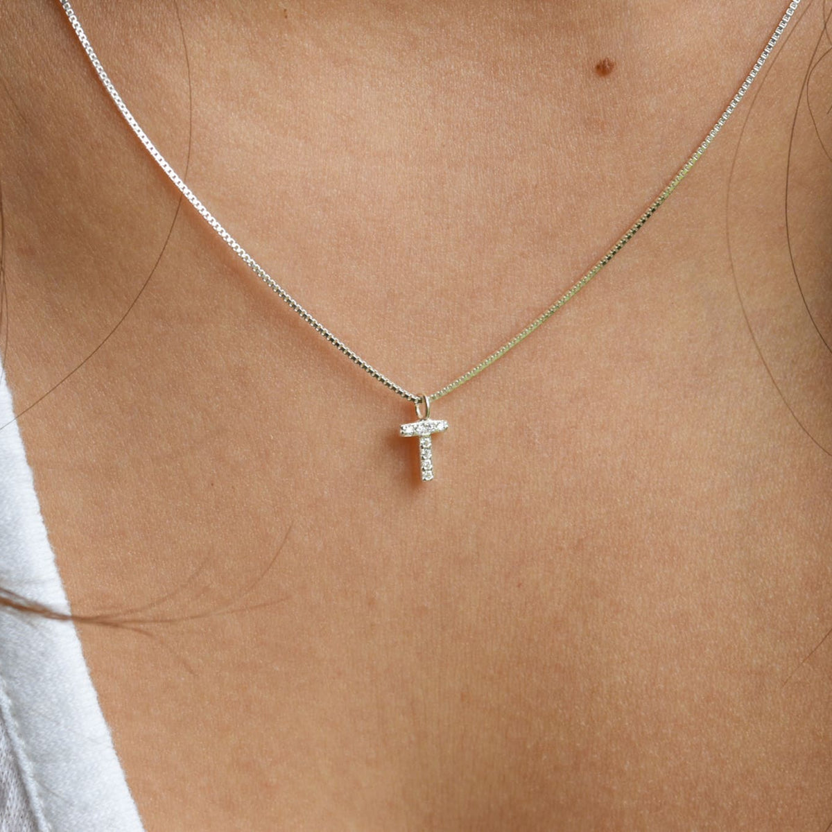 Collar Inicial con Circones